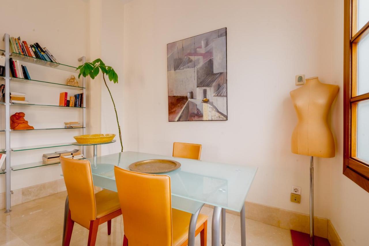 Large And Practic - 3Bd 2Bth- Arenal Apartment Seville Luaran gambar
