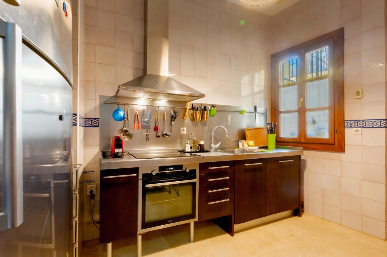 Large And Practic - 3Bd 2Bth- Arenal Apartment Seville Luaran gambar